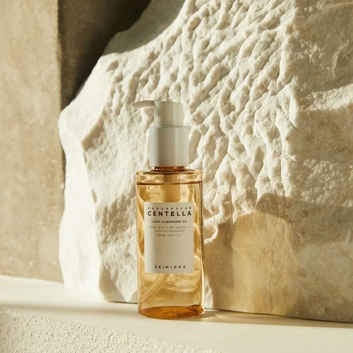 Skin1004 Madagascar Centella Light Cleansing Oil SKIN1004