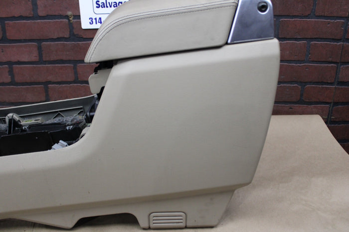 10-16 LAND ROVER LR4 L320 OEM CENTER CONSOLE ASSEMBLY W/ ARMREST BEIGE USB Heat
