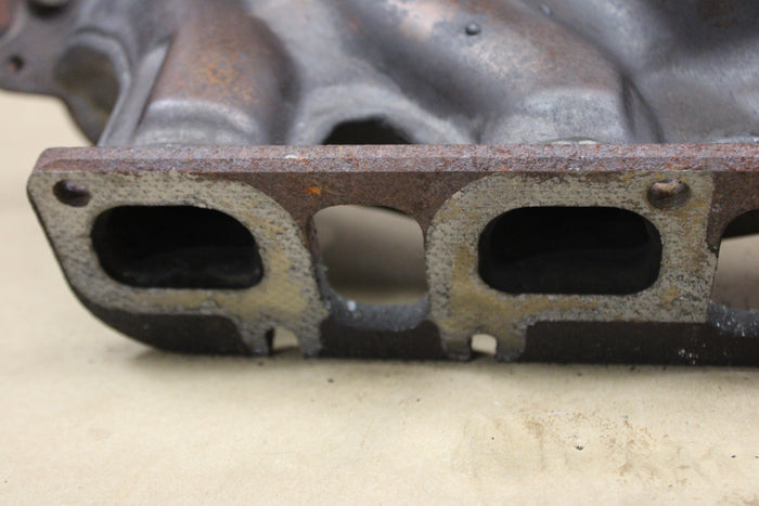 2005-2014 Mopar Challenger Charger 300C SRT8 6.1L 6.4L Left Exhaust Manifold OEM