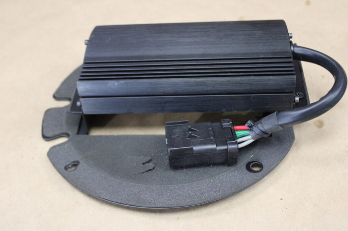 2006-2011 Challenger Charger 300 Magnum Stereo Audio Amp Amplifier