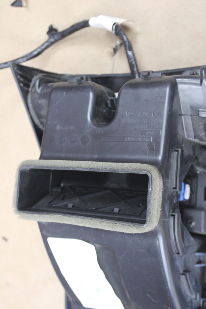 2012 JEEP GRAND CHEROKEE SRT OEM CENTER CONSOLE REAR PANEL COVER