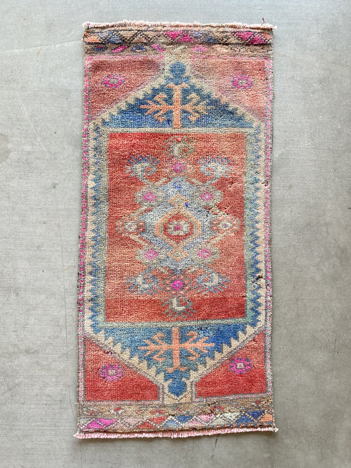 Chica traditional handwoven hand-knotted vintage turkish oushak mini small accent rug red blue