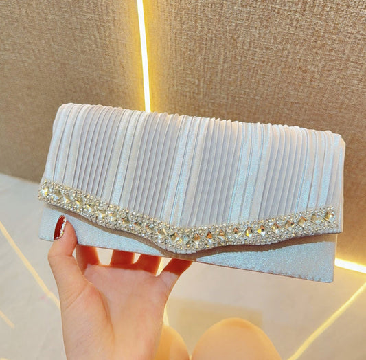 CL1753 - Luxury Evening Shiny features Bag