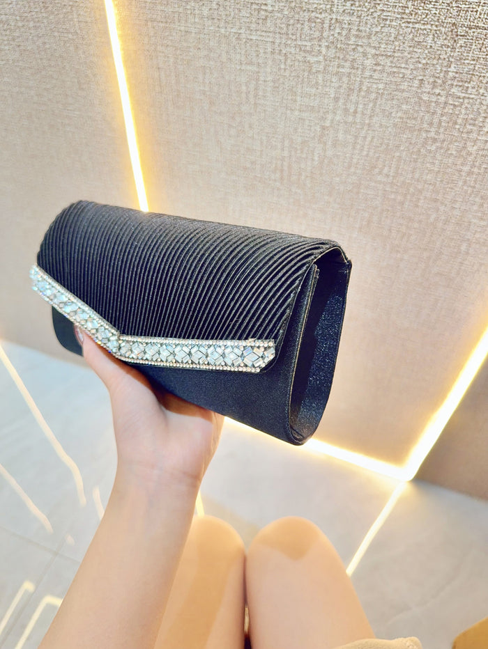 CL1754 - Luxury Evening Shiny features Bag