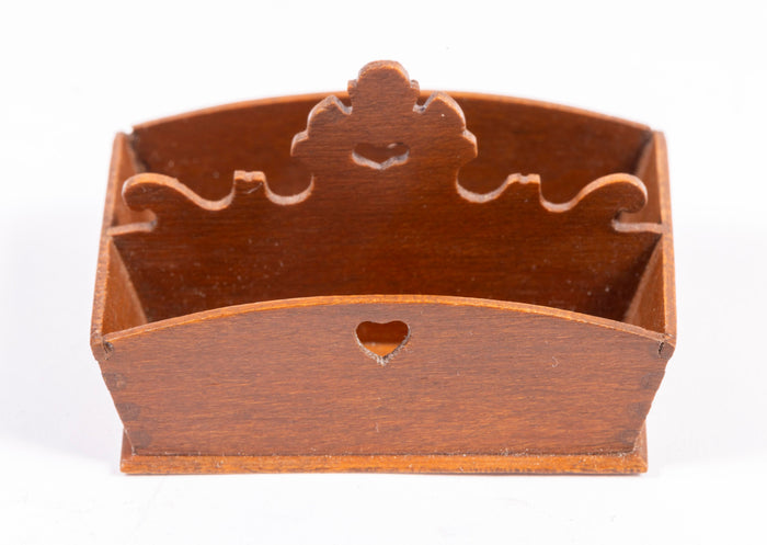 Colonial Sewing Tray (Dutch Colonial Parlor)