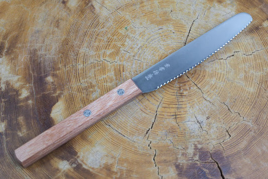 Kanetsune AUS-8 Serrated Blade Spread Knife 11cm Red Plywood Handle