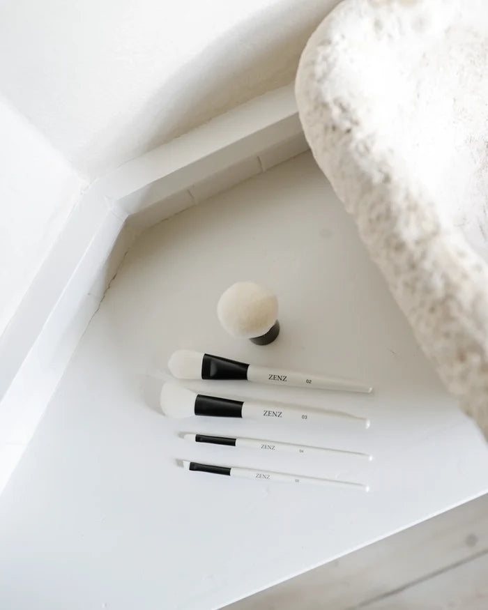 Makeup brush 01 kabuki