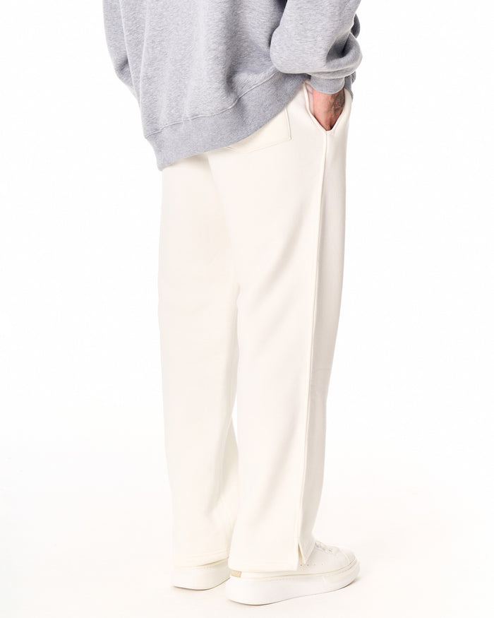 MV White Baggy Sweatpants (4)