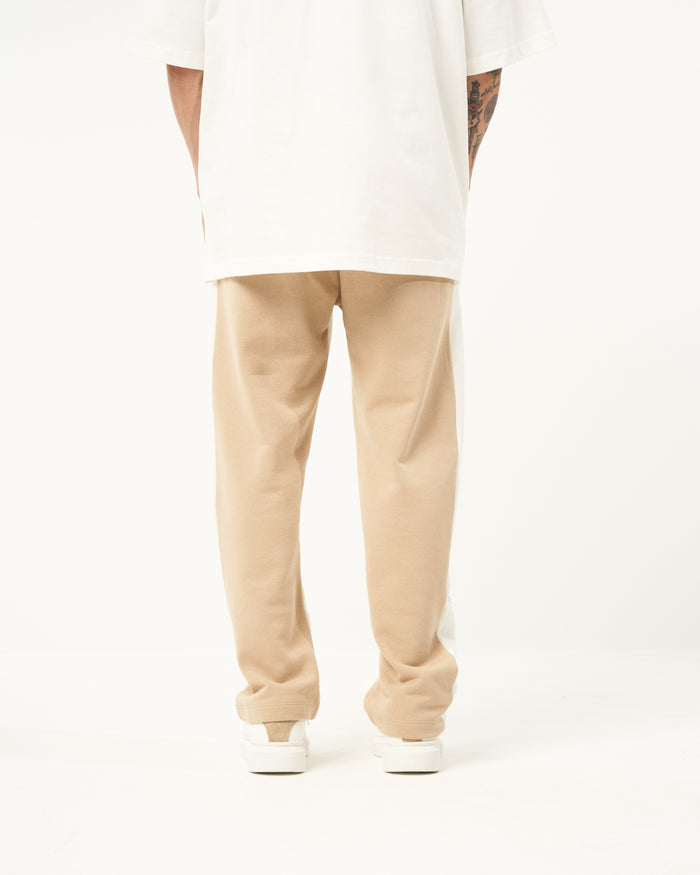 Oversized Striped Beige Baggy Sweatpants (5)