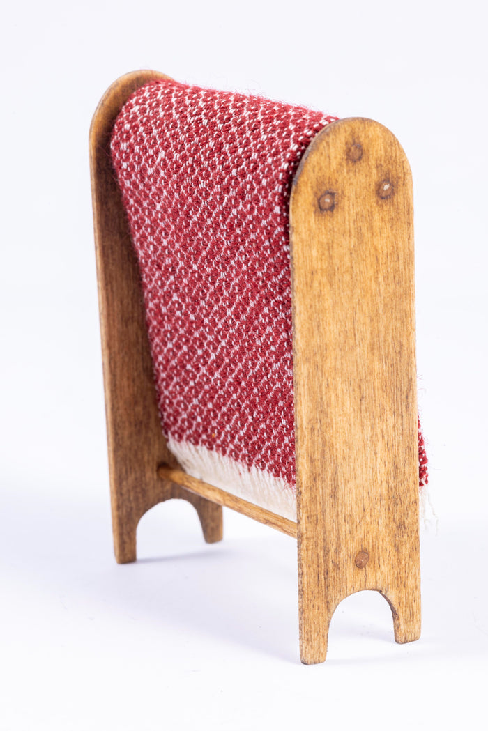 Quilt Stand by Roger Gutheil (Peyton Randolph House)