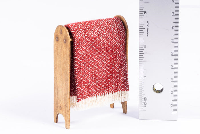 Quilt Stand by Roger Gutheil (Peyton Randolph House)