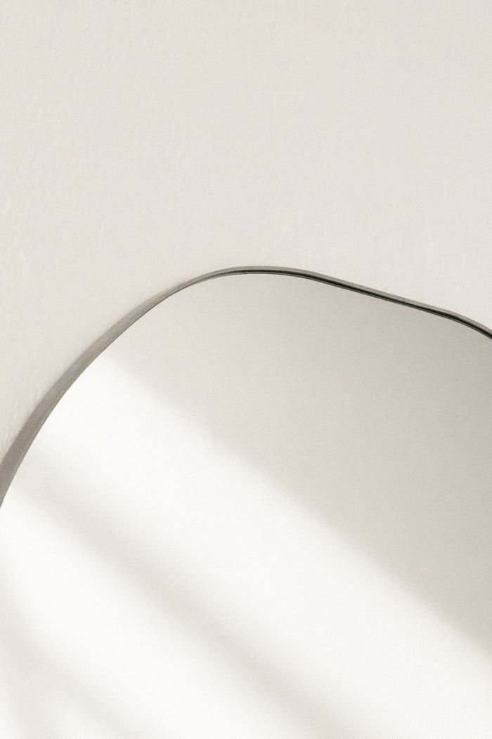 Roland Mirror