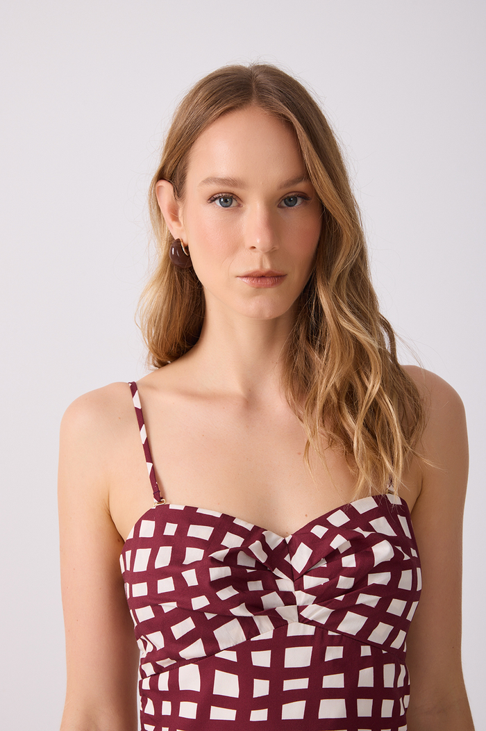 Wine Removable Straps Peplum Blouse_3