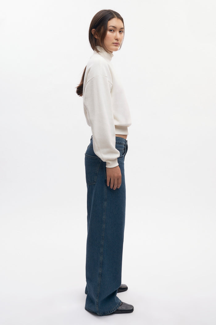Women's Cozy Turtleneck in Marshmallow
